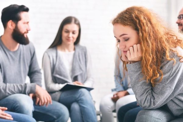 5 Cara Mengelola Kecemasan Sosial dengan Praktis 5 Cara Mengelola Kecemasan Sosial dengan Praktis