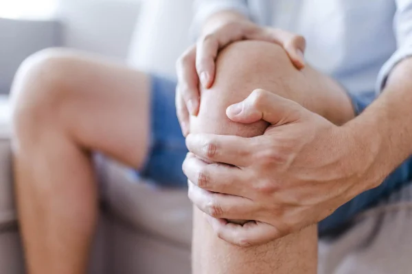 10 Aktivitas yang Harus Dihindari saat Sendi Bermasalah