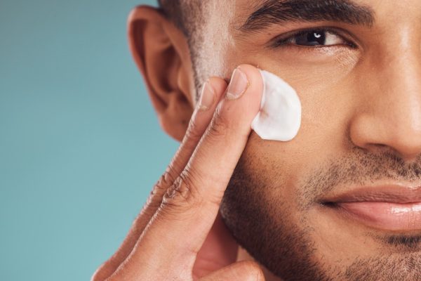 7 Langkah Mudah Merawat Kulit Wajah Pria agar Tetap Sehat 7 Langkah Mudah Merawat Kulit Wajah Pria agar Tetap Sehat
