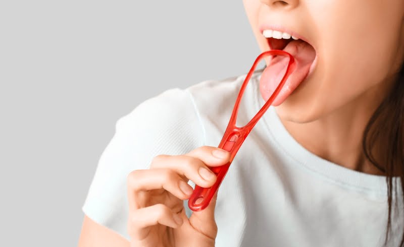 5 Cara Menghilangkan Plak di Lidah Secara Alami